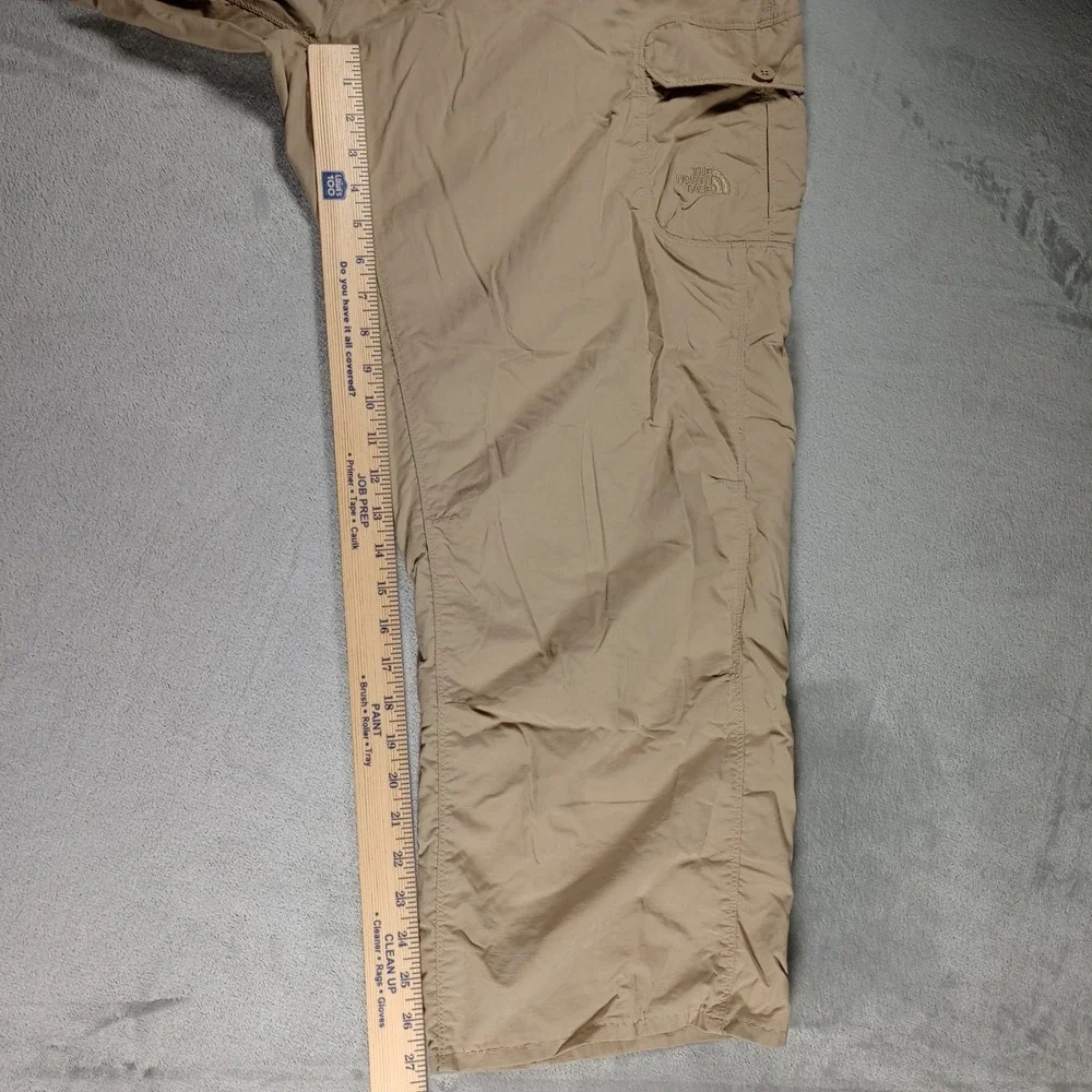 The North Face Cargo Pants Mens XXL Tan Nylon Hiking Outdoor Gorpcore Utility